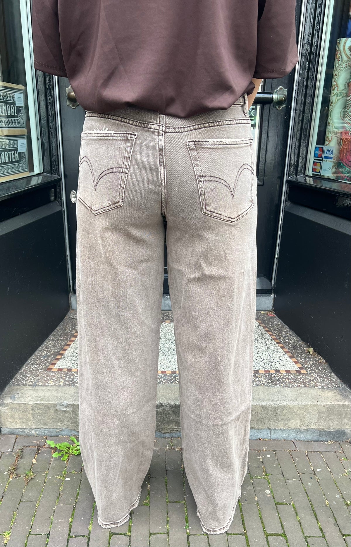 Gigi wide leg jeans beige