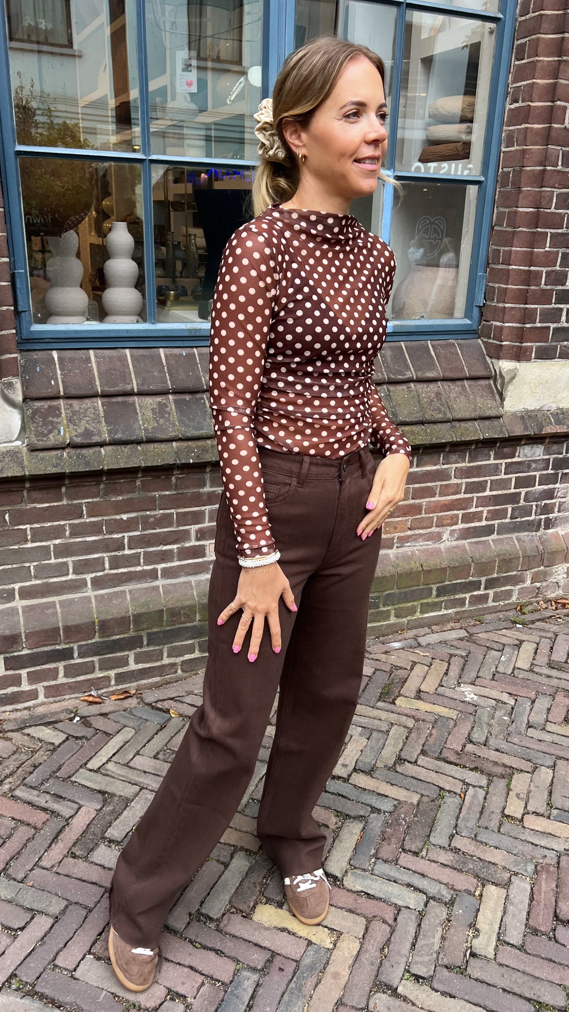 Mesh top dots