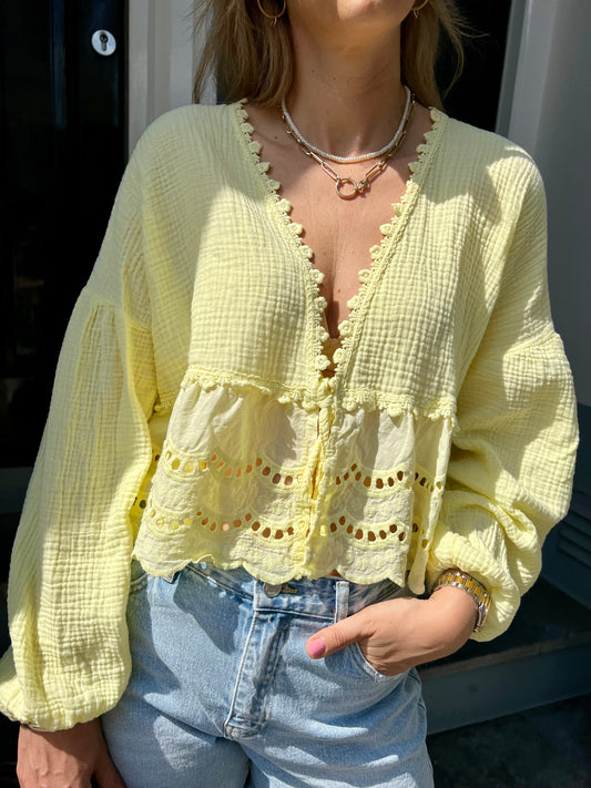 Saar blouse butter yellow
