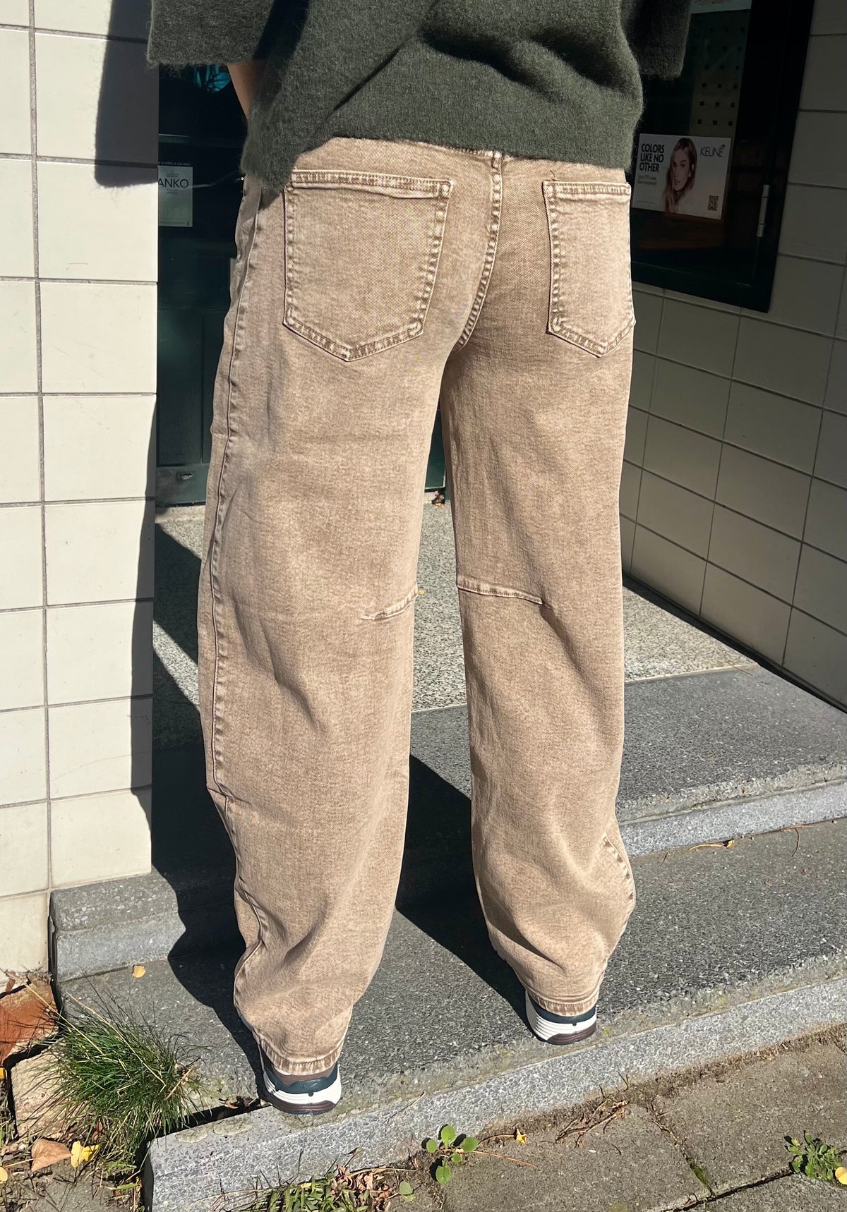 Noa barrel jeans light brown